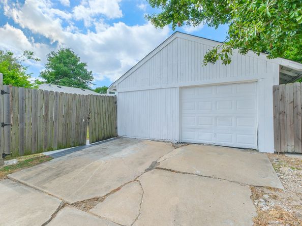 7543 Greenstone Street, Houston TX 77087