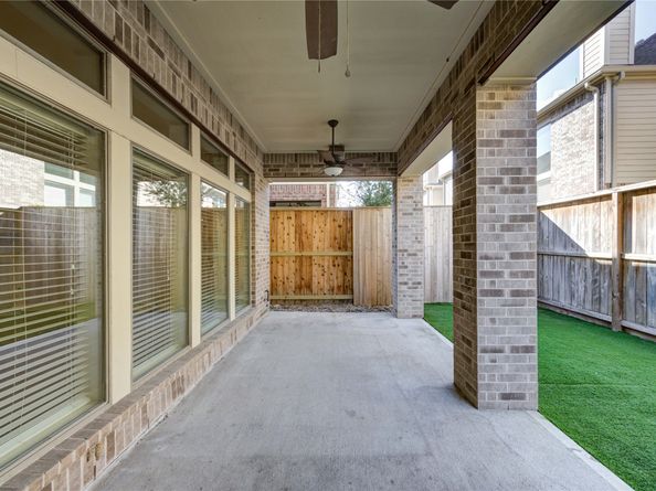 3502 Windmill Elm Street, Houston TX 77008