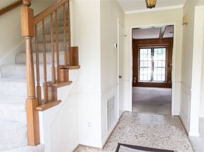 10111 Kerrwood Lane, Houston TX 77080