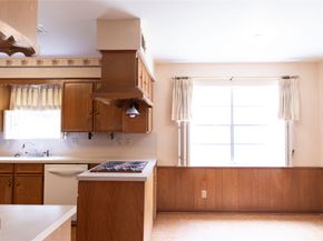 10111 Kerrwood Lane, Houston TX 77080