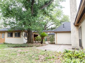 10111 Kerrwood Lane, Houston TX 77080