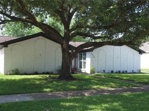 13529 Woodchester Drive, Sugar Land TX 77498