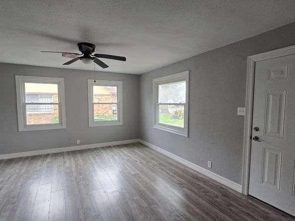 8654 Tilgham Street, Houston TX 77029