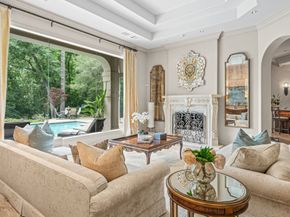 6 Mott Lane, Houston TX 77024