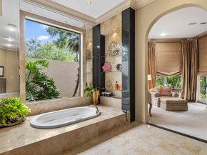 6 Mott Lane, Houston TX 77024