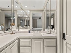 6 Mott Lane, Houston TX 77024