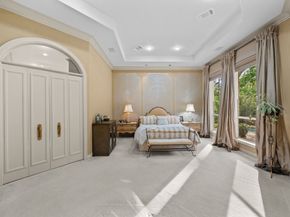 6 Mott Lane, Houston TX 77024