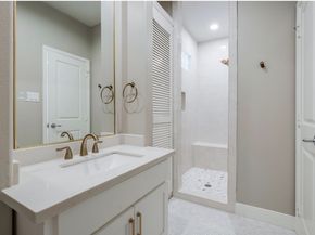 4317 Blossom Street B, Houston TX 77007
