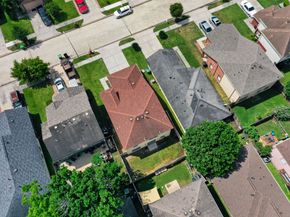 11811 Fossil Rock Lane, Houston TX 77034