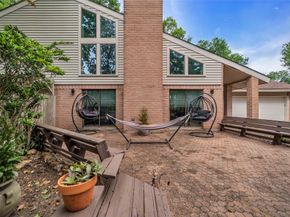 12800 Briar Forest Drive 70, Houston TX 77077