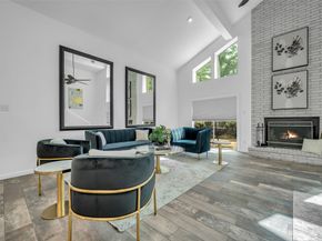 12800 Briar Forest Drive 70, Houston TX 77077