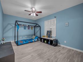 12800 Briar Forest Drive 70, Houston TX 77077