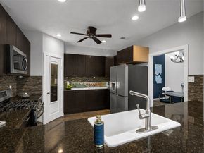 12800 Briar Forest Drive 70, Houston TX 77077