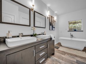 12800 Briar Forest Drive 70, Houston TX 77077