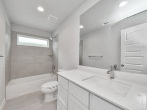 11814 Royal Willow Lane, Houston TX 77066