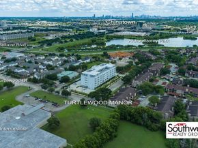 6955 Turtlewood Dr 607, Houston TX 77072