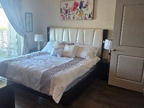 6955 Turtlewood Dr 607, Houston TX 77072