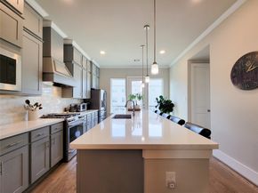 1315 W 24th Street A, Houston TX 77008