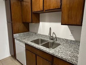 8517 Hearth Drive 4, Houston TX 77054