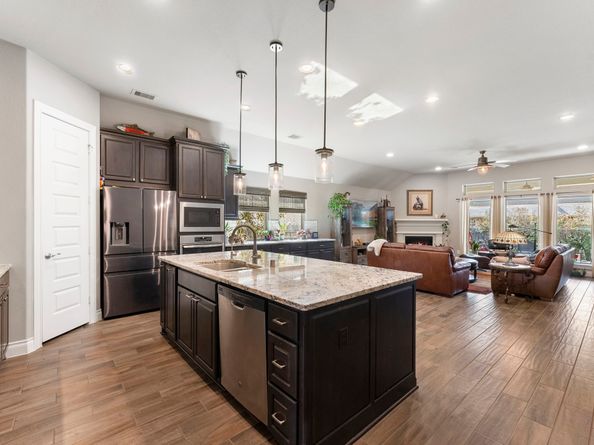 143 Trillium Park Loop, Conroe TX 77304