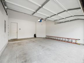 5021 Creekmont Drive, Houston TX 77091