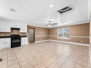 8221 Brockton Street, Houston TX 77017