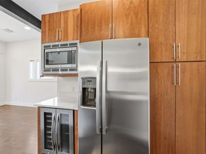 5905 Kiam Street B, Houston TX 77007