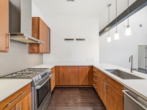 5905 Kiam Street B, Houston TX 77007