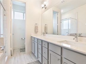 4815 Martin Oaks Lane, Houston TX 77018