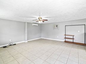 5217 Claremont Street, Houston TX 77023