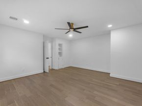 10514 Emnora Lane, Houston TX 77043