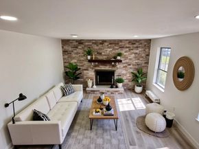 2047 Aspen Glade Drive, Houston TX 77339