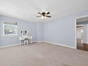 15718 Cascade Point Drive, Houston TX 77084