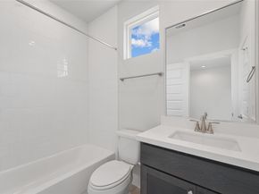 2708 Grand Fountains Drive F, Houston TX 77054