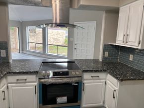 11710 Bowlan Lane, Houston TX 77035