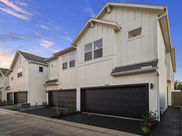 3923 Willowbend Point, Houston TX 77025