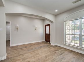 5323 Chatham Hill Lane, Houston TX 77084