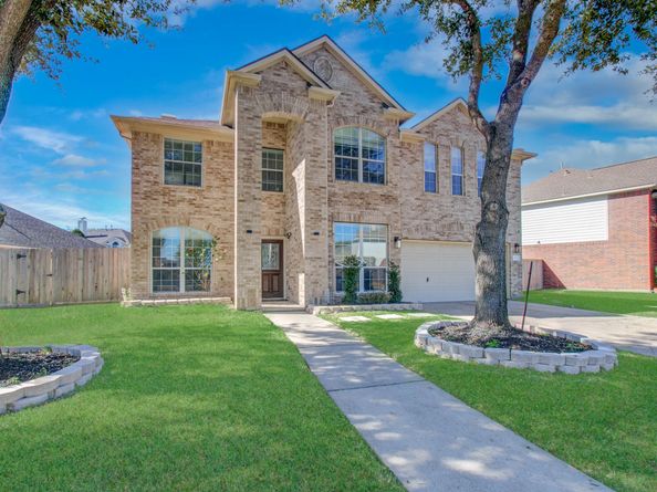 5323 Chatham Hill Lane, Houston TX 77084