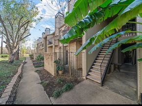 10811 Richmond Avenue 72, Houston TX 77042