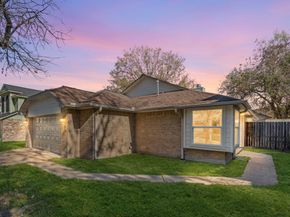 13838 Dentwood Drive, Houston TX 77014