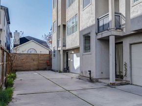 5715 Larkin Street D, Houston TX 77007