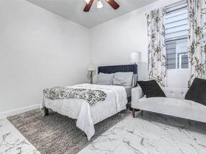 5715 Larkin Street D, Houston TX 77007