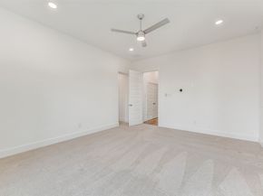 806 Fisher Street C, Houston TX 77018