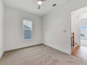 806 Fisher Street C, Houston TX 77018