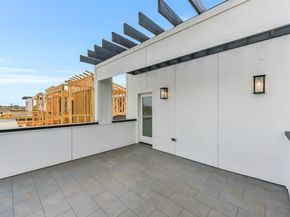 806 Fisher Street C, Houston TX 77018