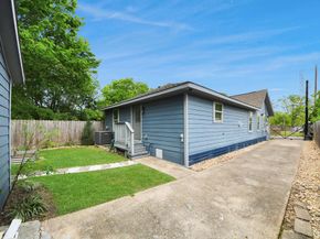 1322 E 36th Street, Houston TX 77022