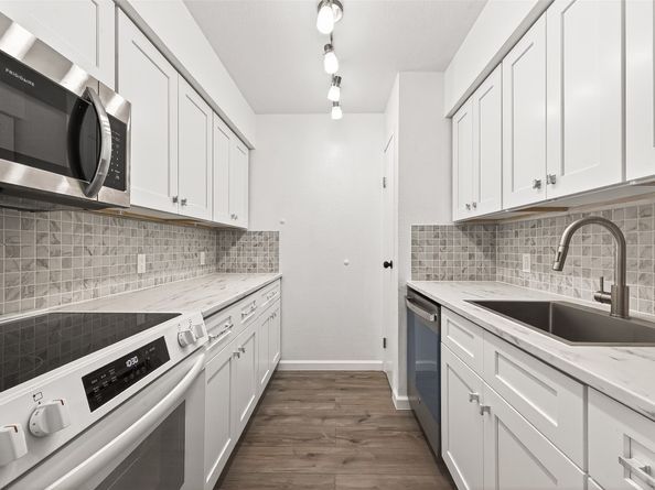 12500 Sandpiper Drive 5, Houston TX 77035