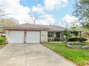 1022 Saddle Rock Drive, Houston TX 77088