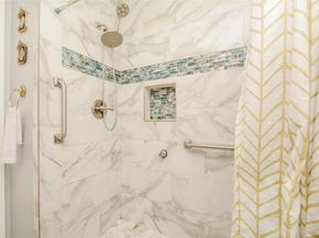 1022 Saddle Rock Drive, Houston TX 77088