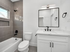 4804 Elysian Street A, Houston TX 77009